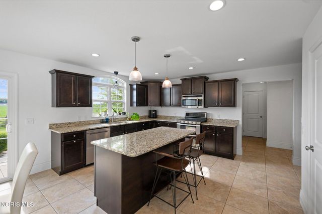 4339 Morgan Place, Perrysburg, OH 43551