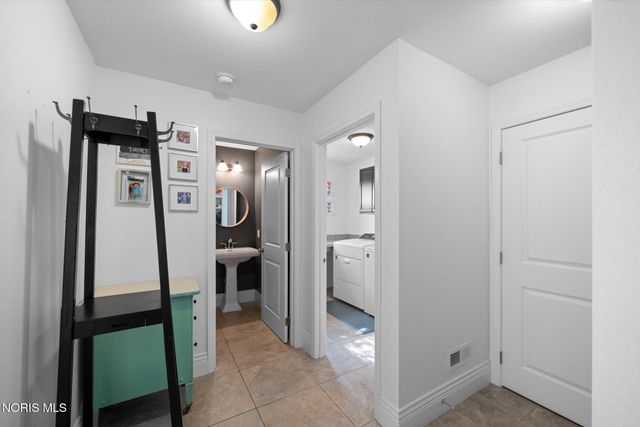 4339 Morgan Place, Perrysburg, OH 43551