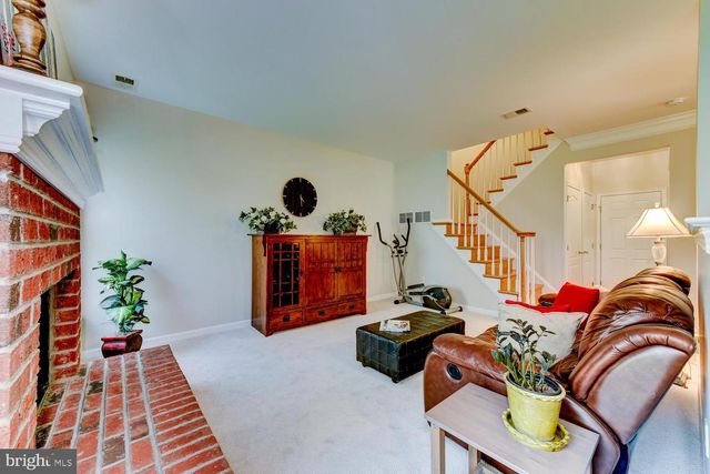 16 DEVONSHIRE DR, Princeton, NJ 08540