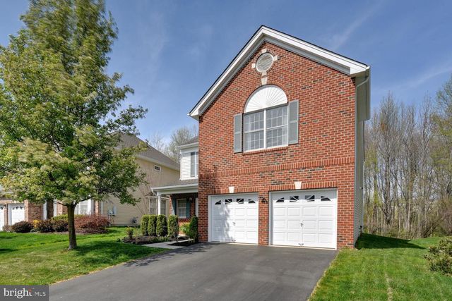 16 DEVONSHIRE DR, Princeton, NJ 08540