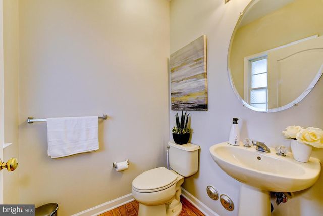 16 DEVONSHIRE DR, Princeton, NJ 08540