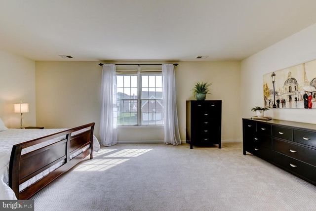 16 DEVONSHIRE DR, Princeton, NJ 08540