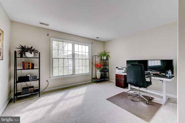 16 DEVONSHIRE DR, Princeton, NJ 08540