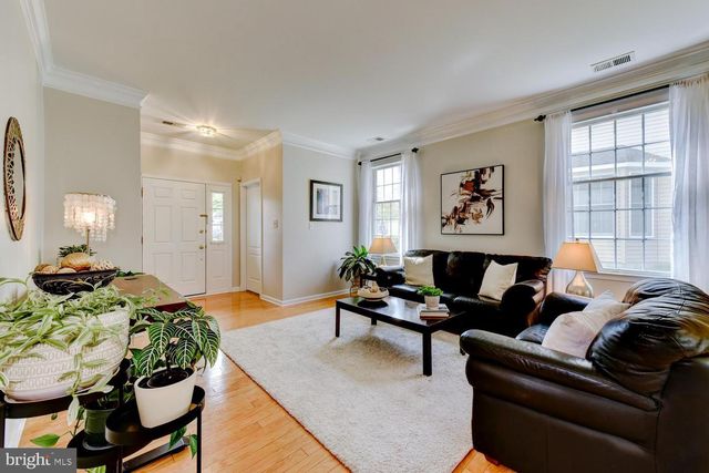 16 DEVONSHIRE DR, Princeton, NJ 08540