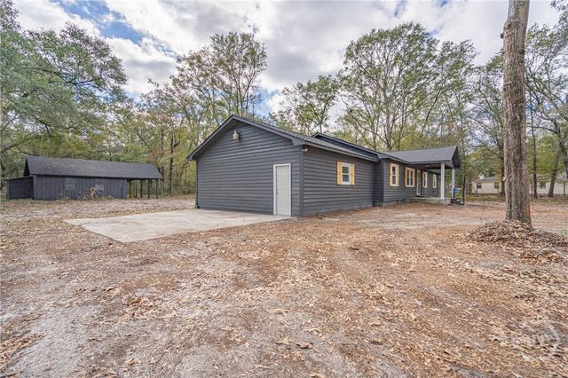 205 Polk Road, Ellabell, GA 31308