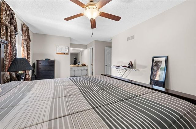 7732 Westgate Drive, Lenexa, KS 66216