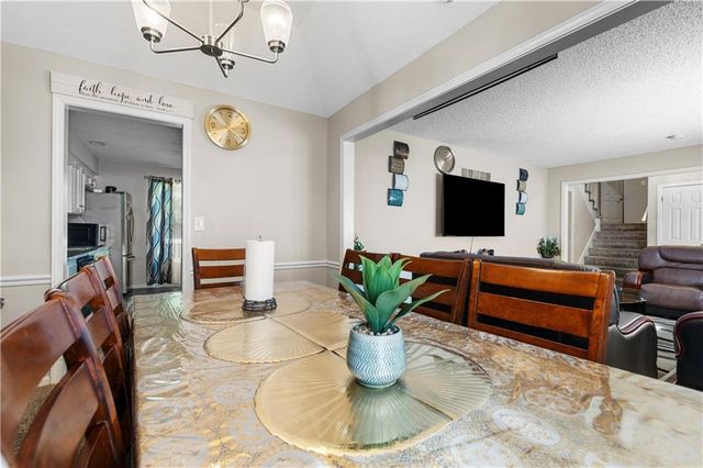 7732 Westgate Drive, Lenexa, KS 66216