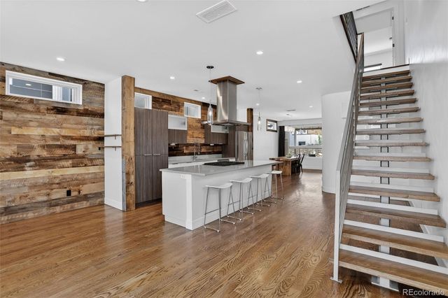1930 W 35th Avenue, Denver, CO 80211