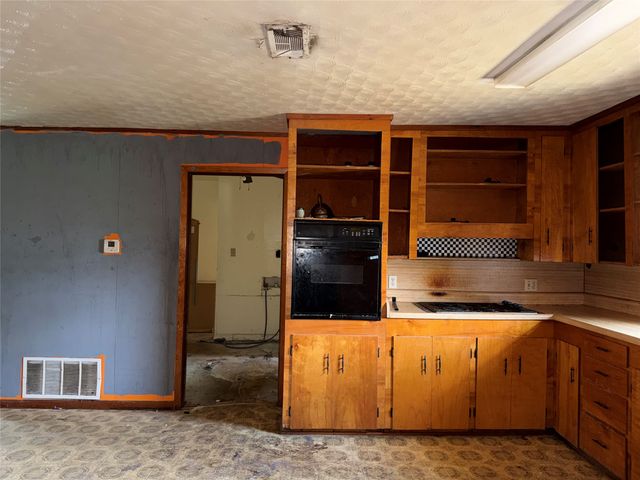 2118 County Road 4110, Pittsburg, TX 75686