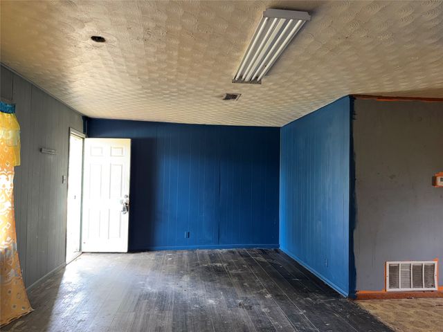 2118 County Road 4110, Pittsburg, TX 75686