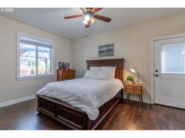 1804 SETTLERS SPRING Dr Nw, Salem, OR 97304