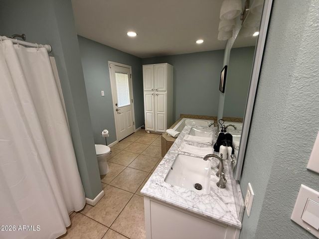 3809 N 87TH Place, Scottsdale, AZ 85251