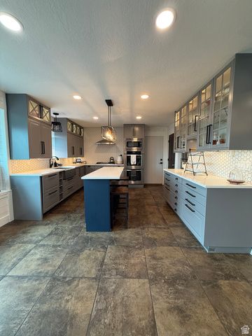 965 N 800 E, Springville, UT 84663