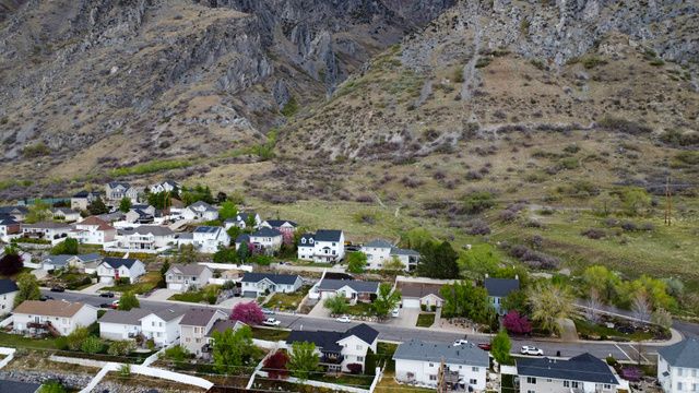 965 N 800 E, Springville, UT 84663