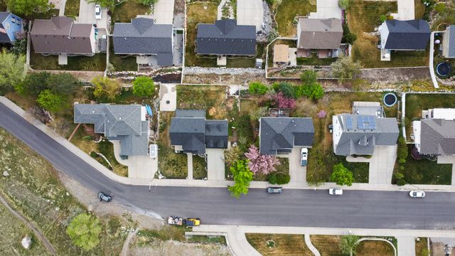 965 N 800 E, Springville, UT 84663