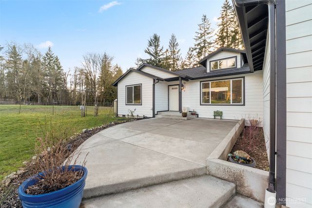 29904 12th Avenue Ct E, Roy, WA 98580