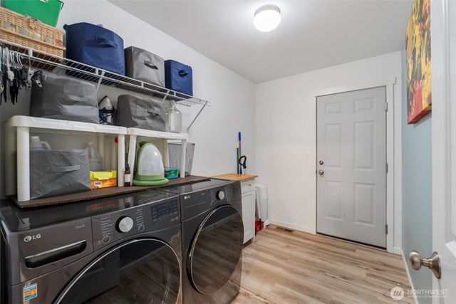 29904 12th Avenue Ct E, Roy, WA 98580