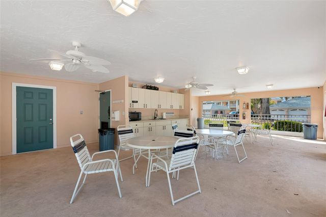 4206 CADDIE DRIVE E 201, Bradenton, FL 34203