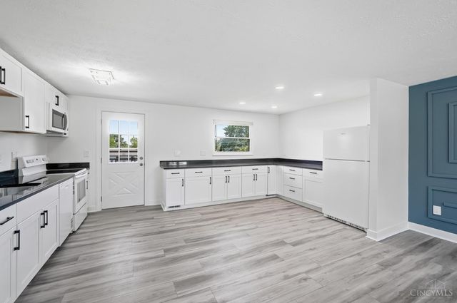 1852 Lewiston Court, Forest Park, OH 45240