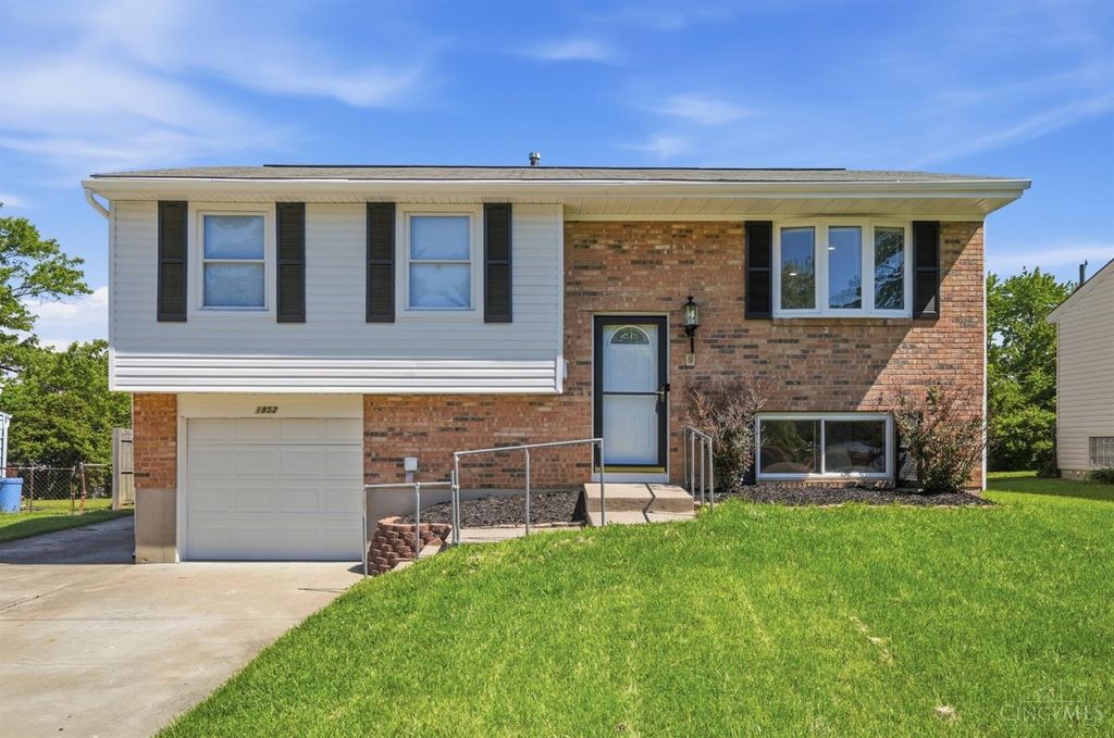 1852 Lewiston Court, Forest Park, OH 45240