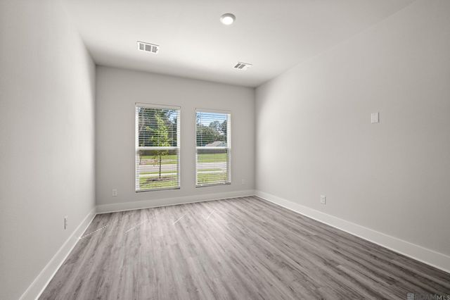 13345 Sawmill Dr, Central, LA 70818