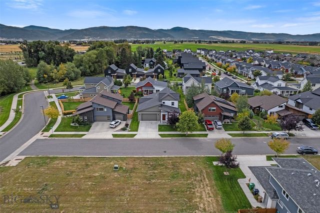 2020 Jacobs Street, Bozeman, MT 59718