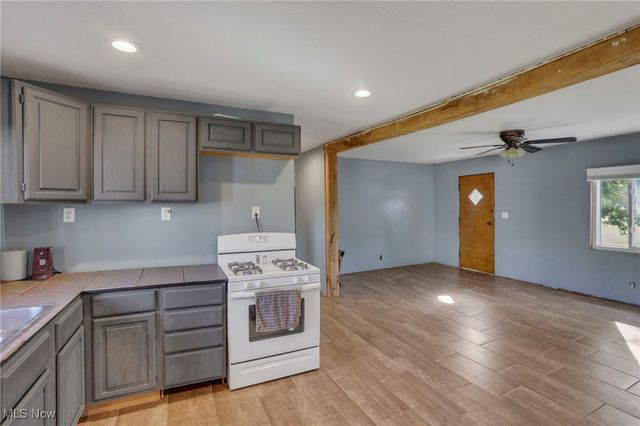 5636 Old Logan Road SE, Lancaster, OH 43130