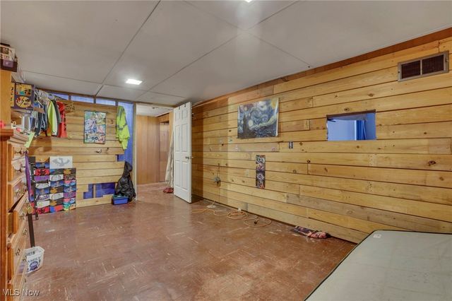 5636 Old Logan Road SE, Lancaster, OH 43130