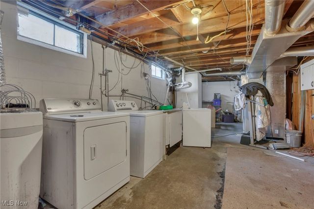 5636 Old Logan Road SE, Lancaster, OH 43130