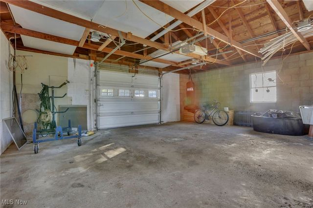 5636 Old Logan Road SE, Lancaster, OH 43130