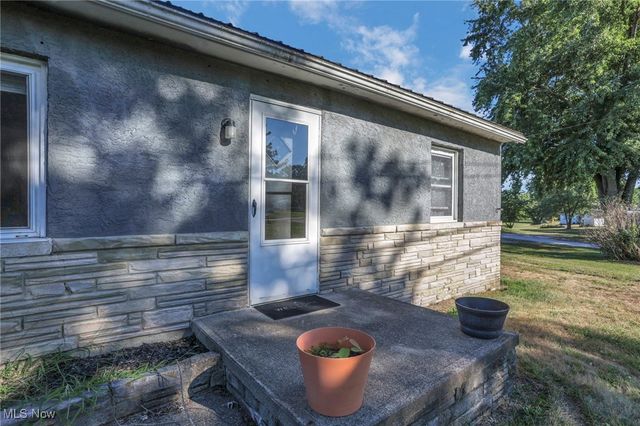 5636 Old Logan Road SE, Lancaster, OH 43130