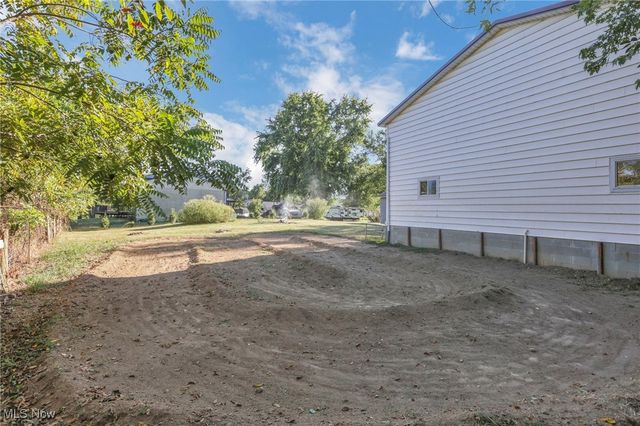 5636 Old Logan Road SE, Lancaster, OH 43130