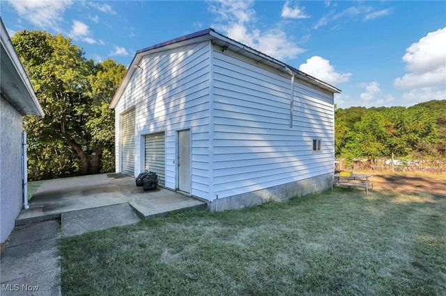 5636 Old Logan Road SE, Lancaster, OH 43130