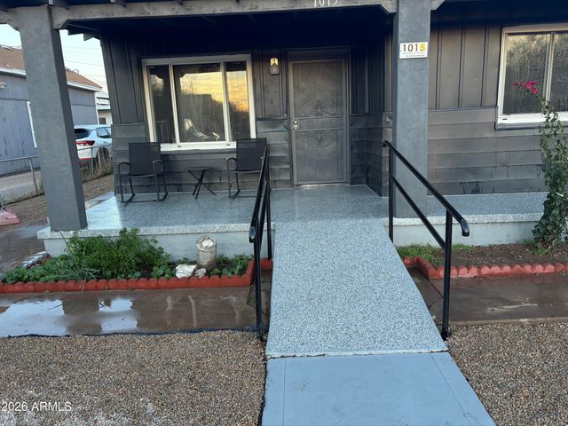 1015 S 1ST Avenue, Phoenix, AZ 85003