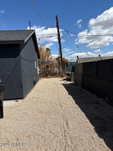 1015 S 1ST Avenue, Phoenix, AZ 85003