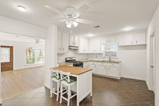 6515 Avenue F, Houston, TX 77011