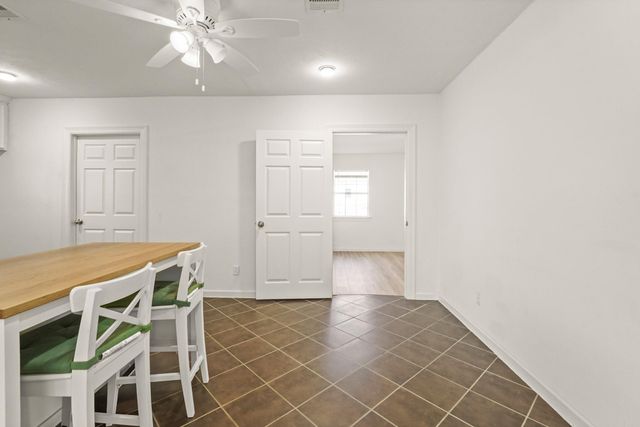 6515 Avenue F, Houston, TX 77011