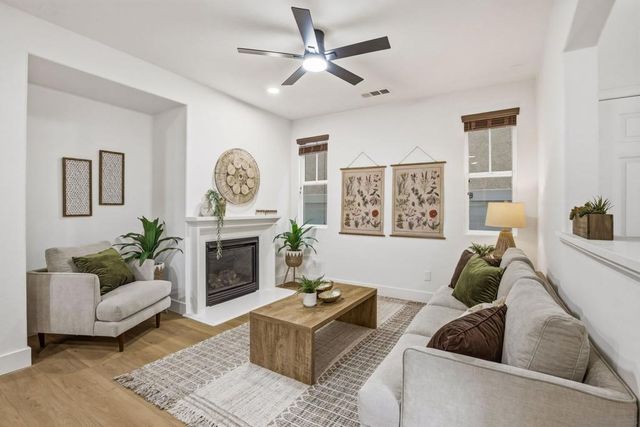 28848 Laurel Ln, Temecula, CA 92591