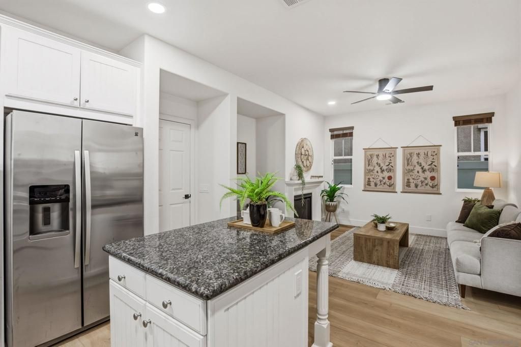 Image 27 of property listing at 28848 Laurel Ln, Temecula, CA 92591