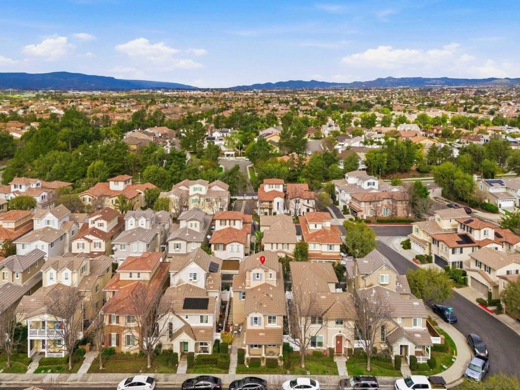 Image 39 of property listing at 28848 Laurel Ln, Temecula, CA 92591