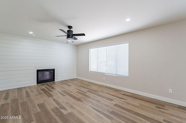 15885 W Apache Street, Goodyear, AZ 85338