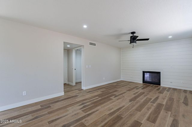 15885 W Apache Street, Goodyear, AZ 85338