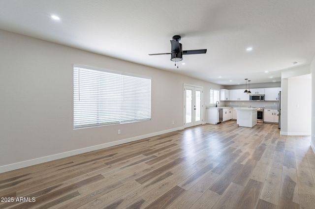 15885 W Apache Street, Goodyear, AZ 85338