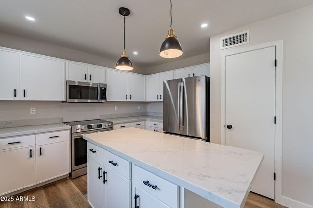 15885 W Apache Street, Goodyear, AZ 85338