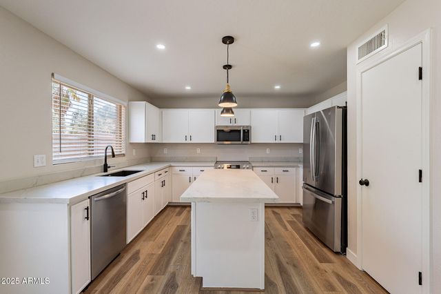 15885 W Apache Street, Goodyear, AZ 85338