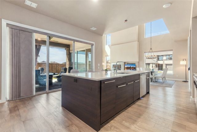 609 Lismore Drive, Frisco, TX 75036