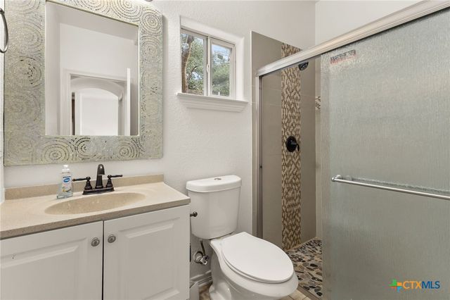 237 Wild Oak Drive, Canyon Lake, TX 78133