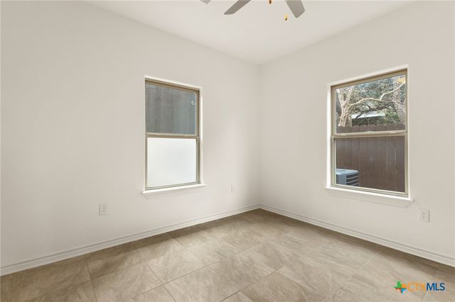 237 Wild Oak Drive, Canyon Lake, TX 78133