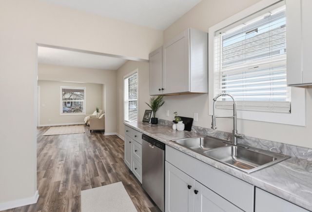 2215 6TH Avenue, Council Bluffs, IA 51501