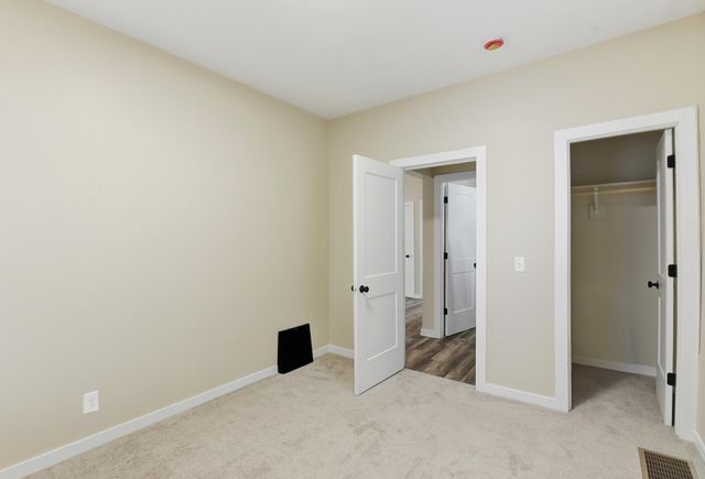 2215 6TH Avenue, Council Bluffs, IA 51501